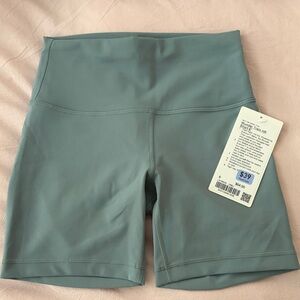 Lululemon Wunder Train HR Short 6”. NWT